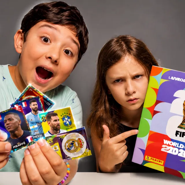 Eu tinha prometido para mim mesma que NÃO iria comprar o álbum da Copa.